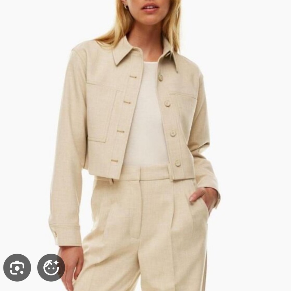 Aritzia Wilfred little cropped jacket in Heather Oat beige. Size small. NWT
